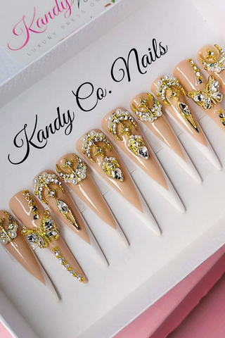 Stiletto French Tip Press On Nail Set